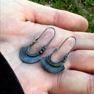 Antique 925 sterling Elegant Silver Earrings tarnished